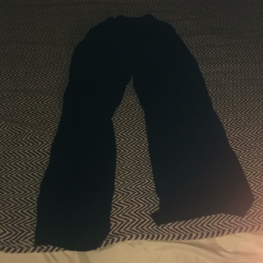 $5 in bundle -Black pants